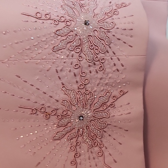 Two piece skirt and jacket suit set - Picture 5 of 6